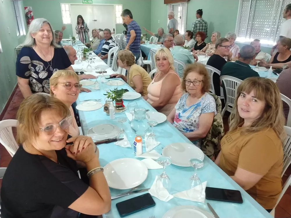 IMG_20221124_131504361_BURST000_COVER_TOP